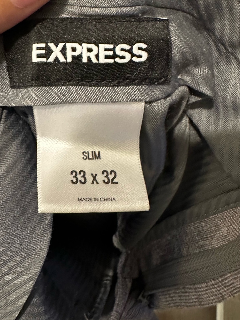 Express Suit - Picture 6 of 6